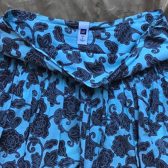 GAP Patterned Full Skirt - Picture 2 of 3